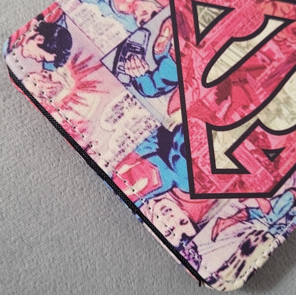 Superman Wallet - Picture 10 of 16